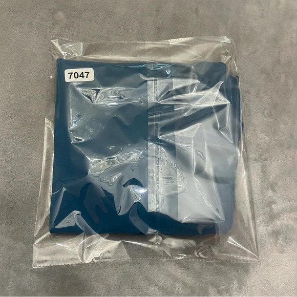 lululemon athletica Teal Track Pants - Picture 11 of 11